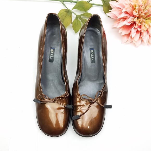 Bally Shoes Bally Vintage Square Toe Bronze Kitten Heel Pumps Poshmark